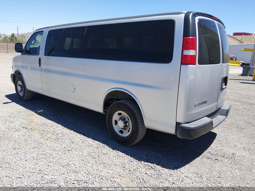 Vin: 1gazgnfpxl1234478, lot: 45980311, chevrolet express passenger rwd 3500 extended wheelbase ls 20203