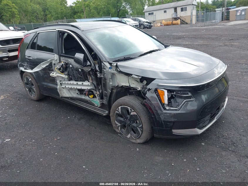 Vin: kndcr3l18s5140621, lot: 45980363, kia niro ev wind 2025 img_1