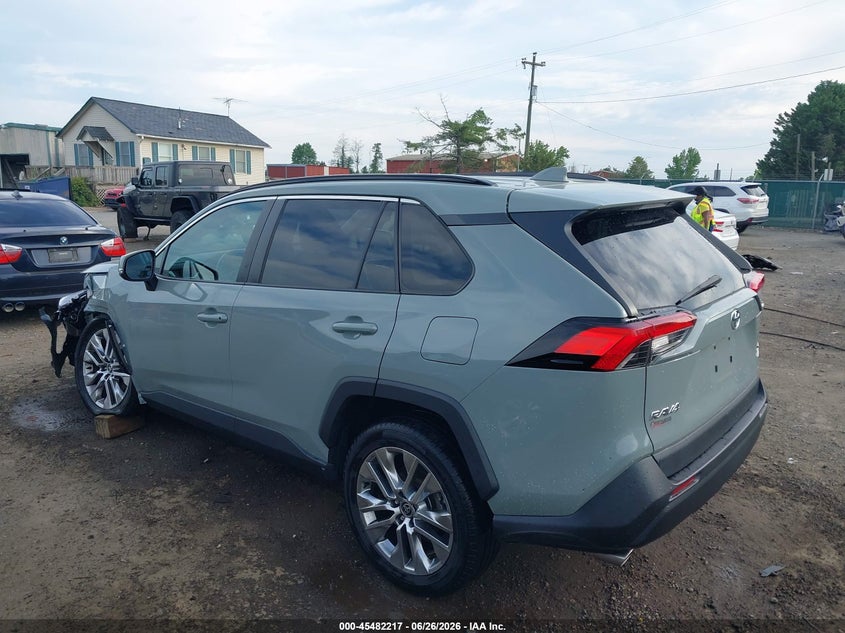 2022 TOYOTA RAV4 auction photo 3