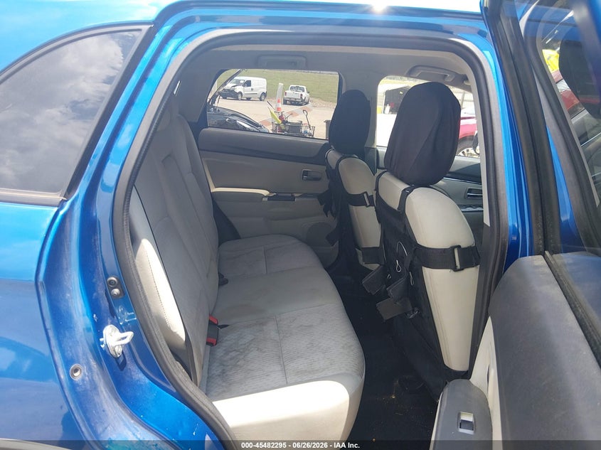 AtlanticExpress - Mitsubishi Outlander Sport