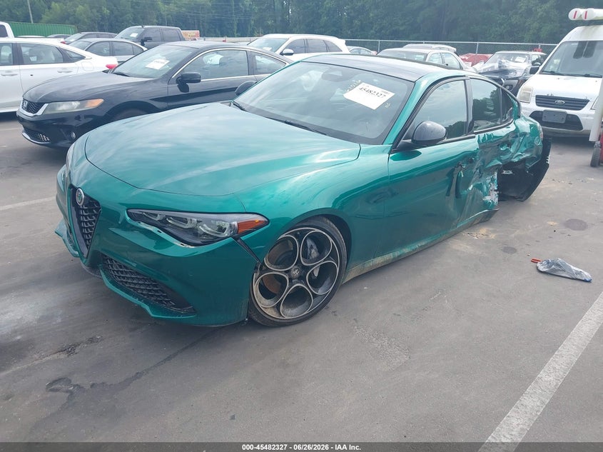 2025 ALFA ROMEO GIULIA SEDAN 2.0L I-4 DI, VVT, TURBO, 280HP