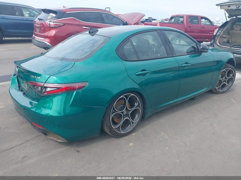 2025 ALFA ROMEO GIULIA SEDAN 2.0L I-4 DI, VVT, TURBO, 280HP