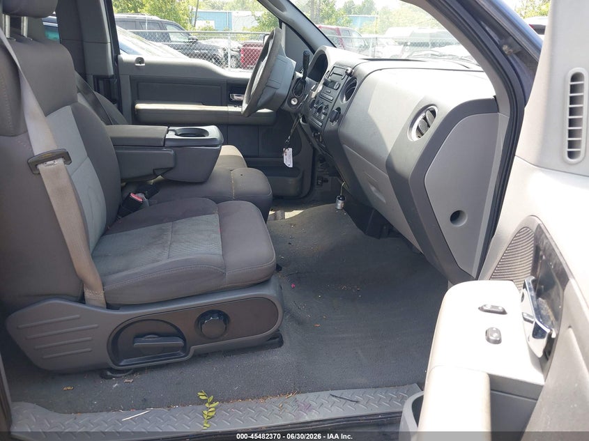 2005 FORD F-150 TRUCK 5.4L V-8 VVT, 300HP