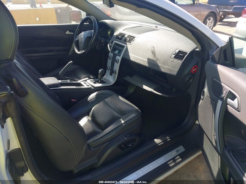 2012 VOLVO C70 auction photo 5