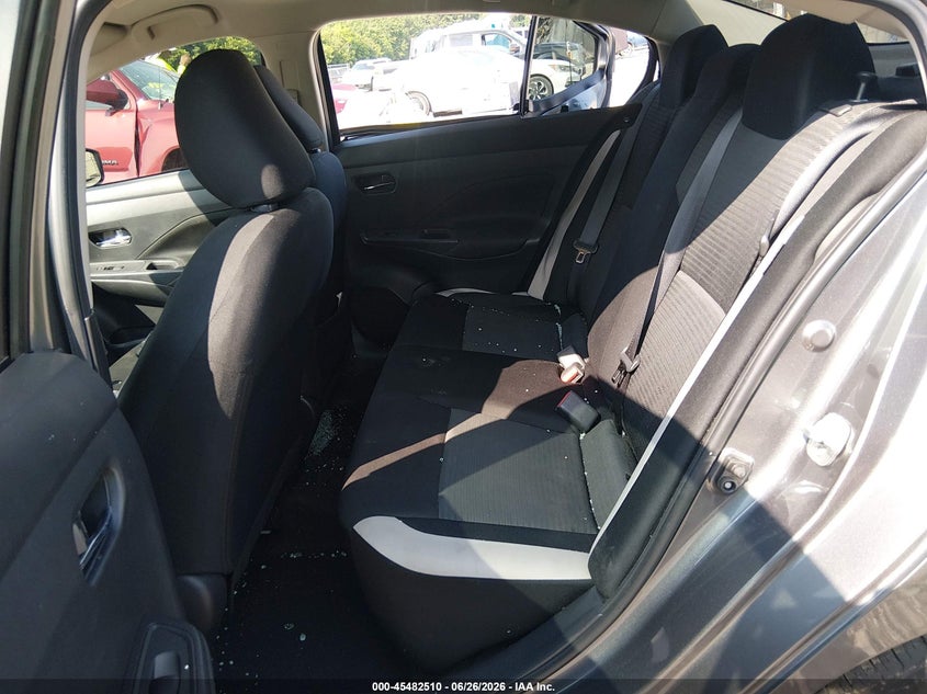 2021 NISSAN VERSA auction photo 8