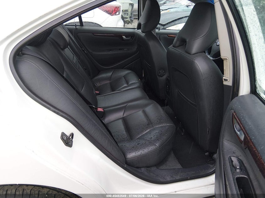 2005 Volvo S60 2.5T A Awd/2.5T A Awd Sr VIN: YV1RH592152440588 Lot: 45482549