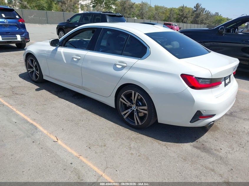 Vin: wba5r1c59kaj98600, lot: 45980728, bmw 330i 20193
