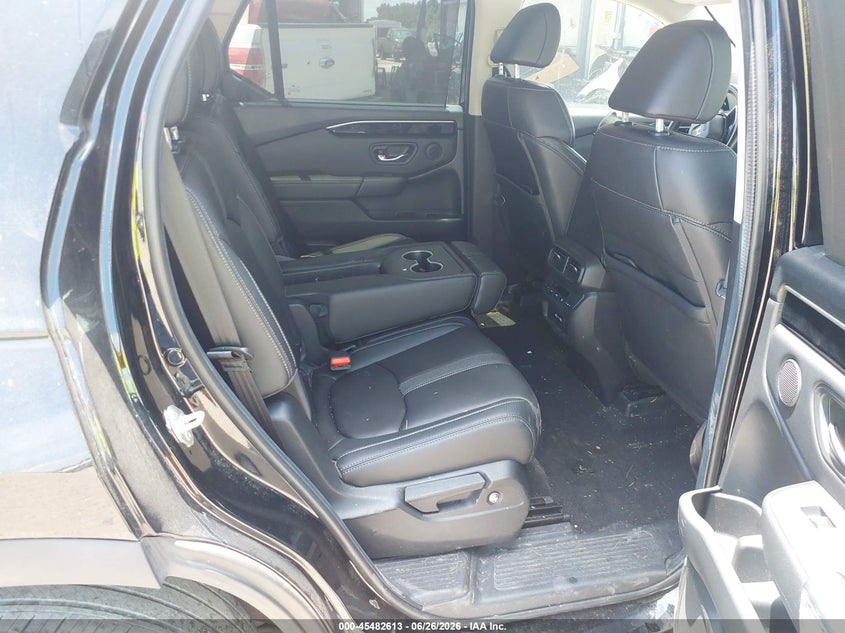 2023 HONDA PILOT auction photo 8