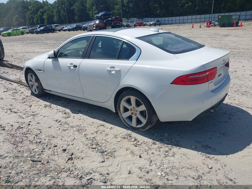 Vin: sajad4bg3ha971141, lot: 45980907, jaguar xe 25t premium 20173
