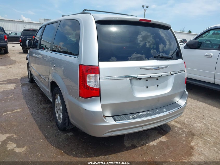 Vin: 2c4rc1bg3cr327727, lot: 45980935, chrysler town & country touring 20123