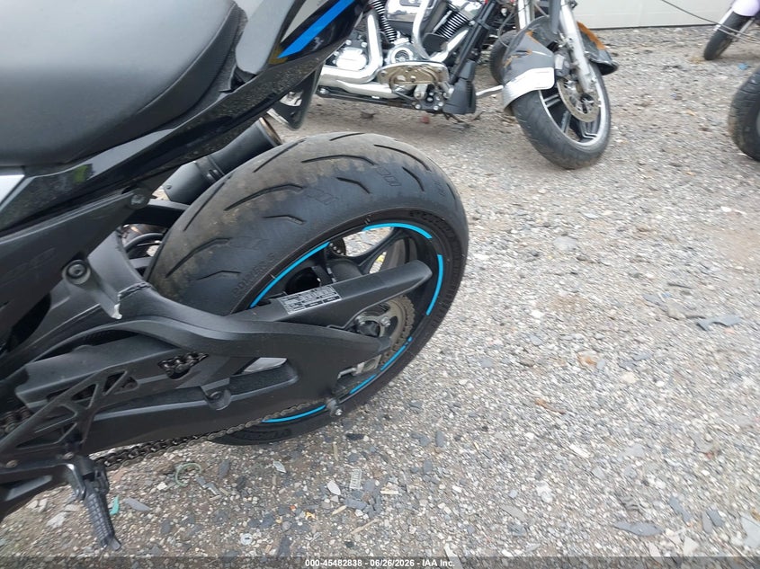 2025 Suzuki Gsx-R1000 R VIN: JS1DM11H1S7100032 Lot: 45482838