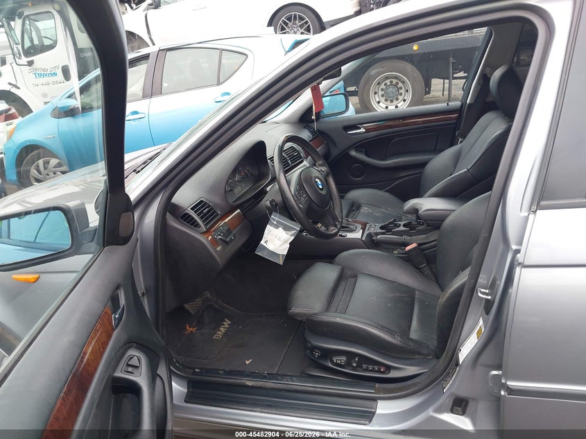 BMW 325I 2005 VIN WBAAZ33435KW77188