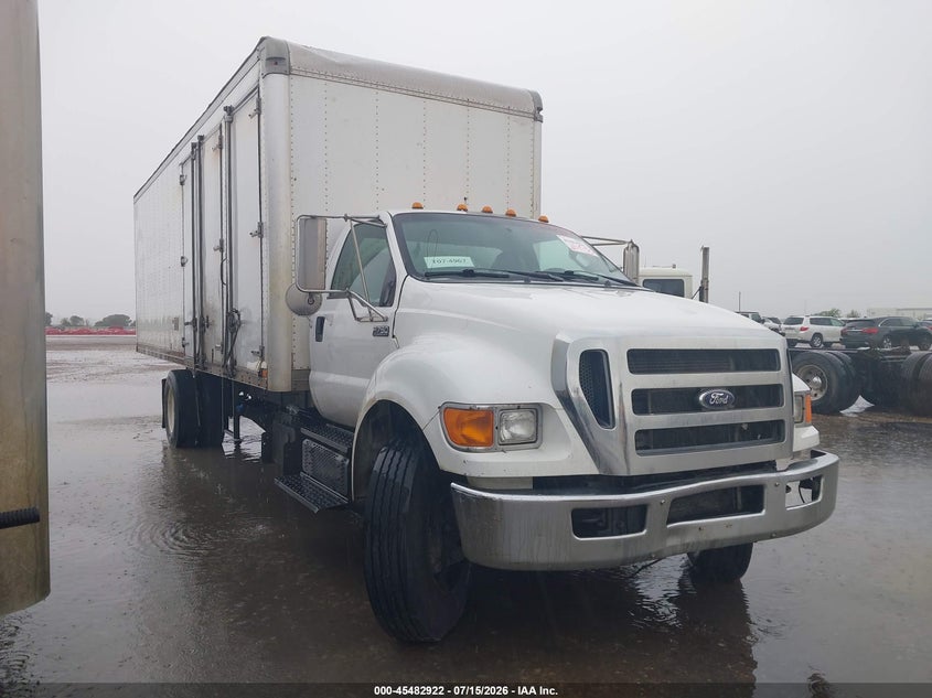 2013 FORD F-750 XL/XLT