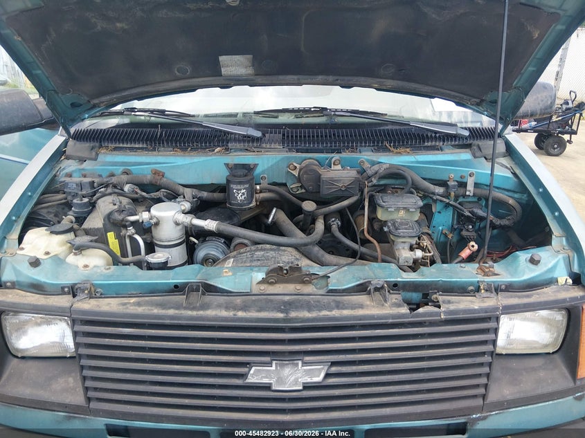 1993 Chevrolet Astro VIN: 1GNDM19Z7PB102804 Lot: 45482923