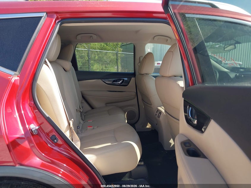 2016 NISSAN ROGUE auction photo 8