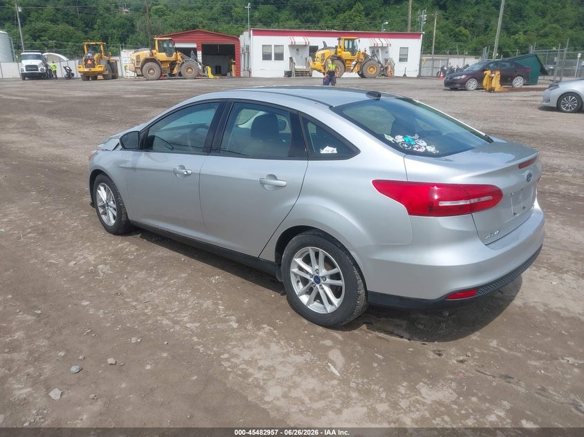 Vin: 1fadp3f24hl302740, lot: 45981132, ford focus se 20173