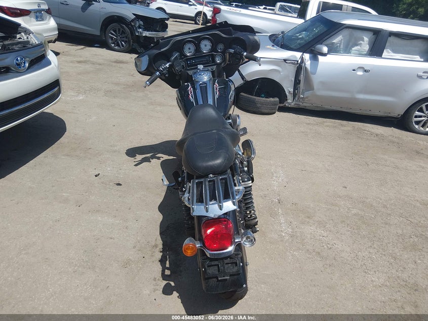 2007 HARLEY-DAVIDSON FLHX auction photo 6