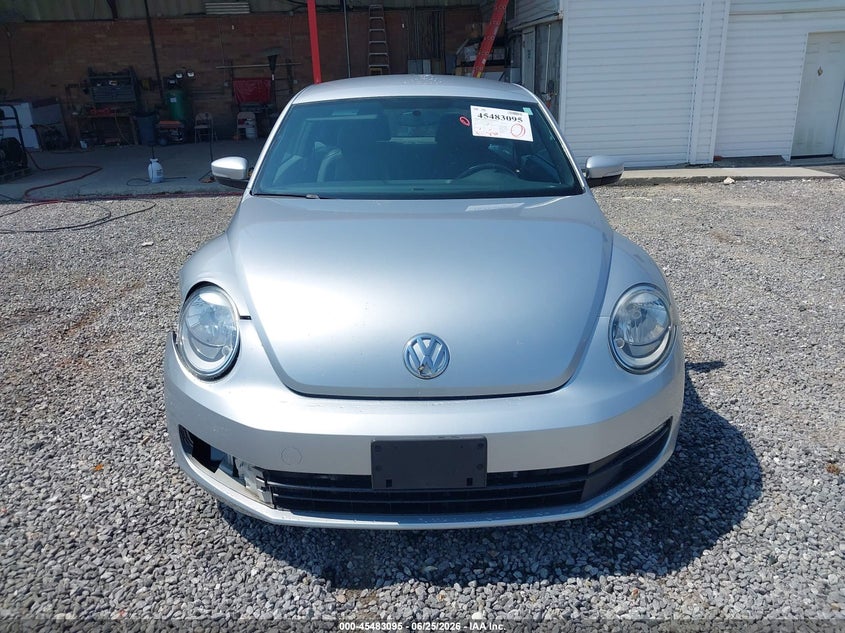 2012 Volkswagen Beetle 2.5L VIN: 3VWJP7AT6CM660611 Lot: 45483095