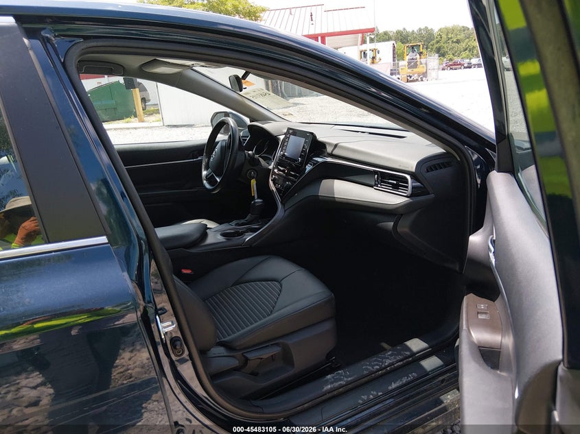 2021 TOYOTA CAMRY auction photo 5