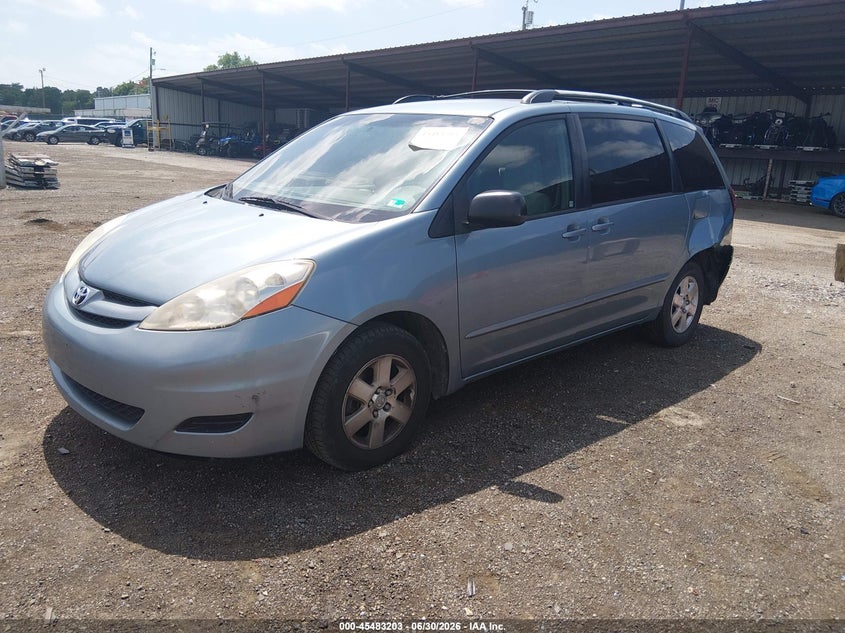 AtlanticExpress - Toyota Sienna