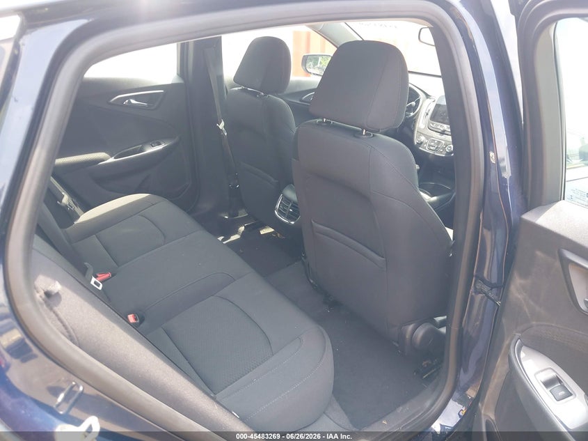 2017 CHEVROLET MALIBU auction photo 8