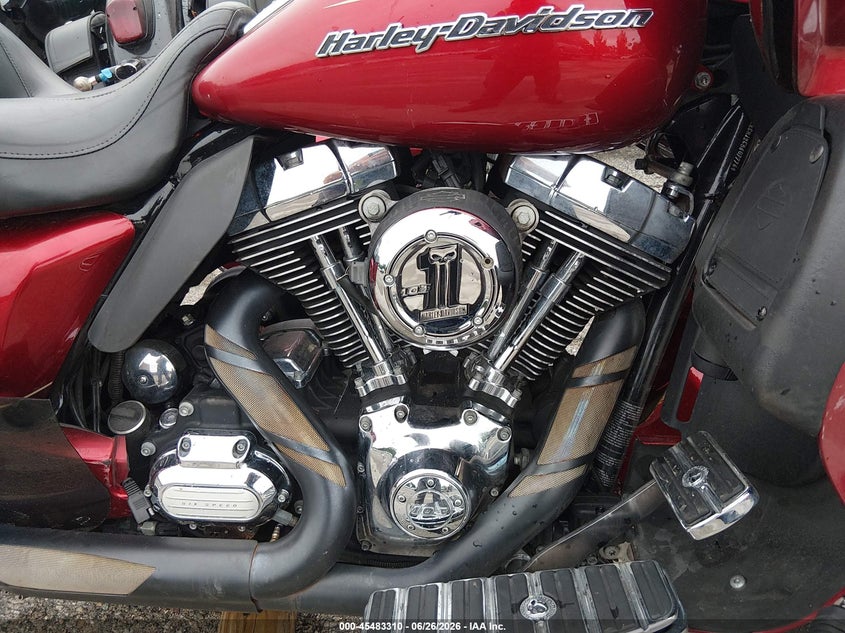 2012 HARLEY-DAVIDSON FLTRU auction photo 8