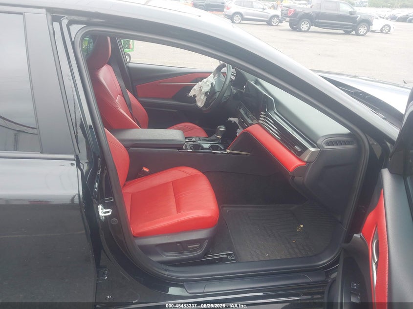 2025 TOYOTA CAMRY auction photo 5