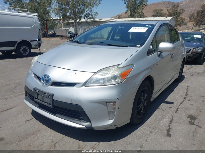 2015 Toyota Prius Three JTDKN3DUXF0446738 photo 1