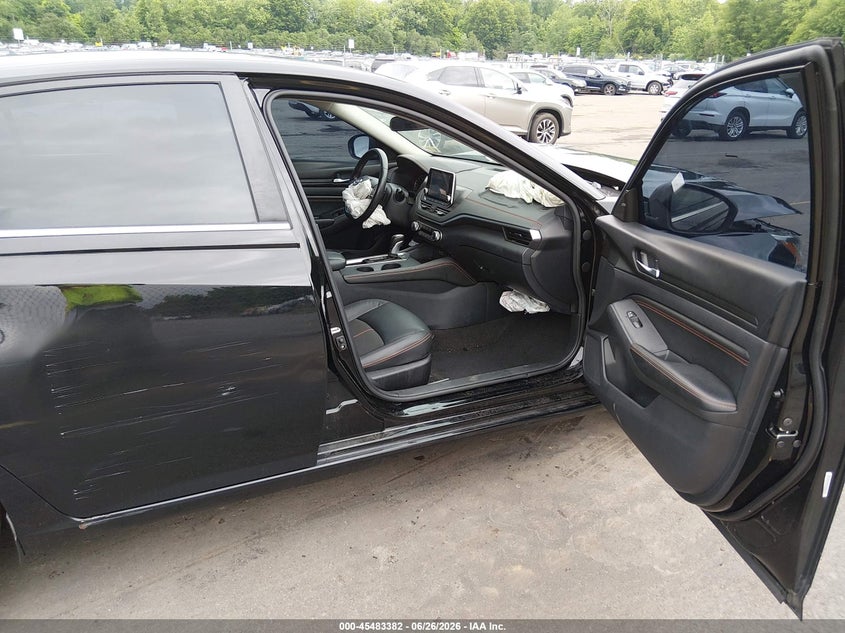 2022 NISSAN ALTIMA auction photo 5