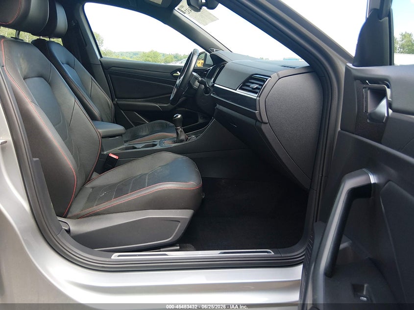 2019 VOLKSWAGEN JETTA GLI auction photo 5