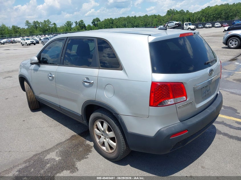 Vin: 5xykt3a1xdg312772, lot: 45981626, kia sorento lx 20133
