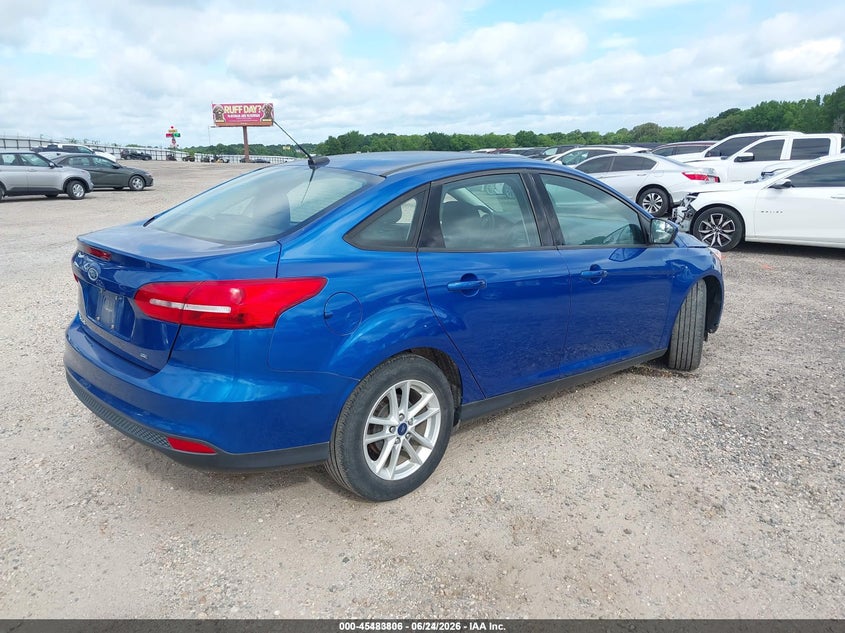 Vin: 1fadp3f24jl327854, lot: 45981981, ford focus se 20184
