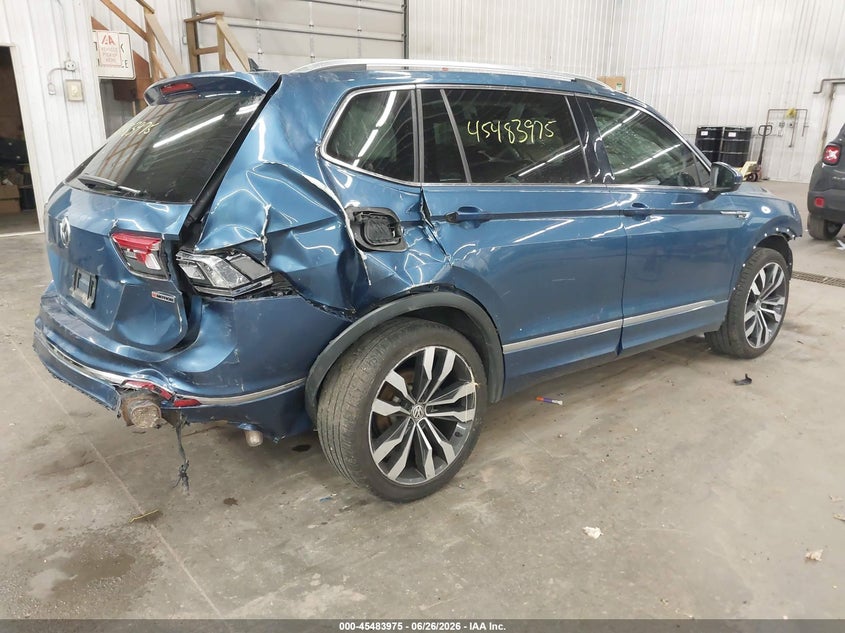 VOLKSWAGEN TIGUAN 2019 VIN 3VV4B7AX3KM072196