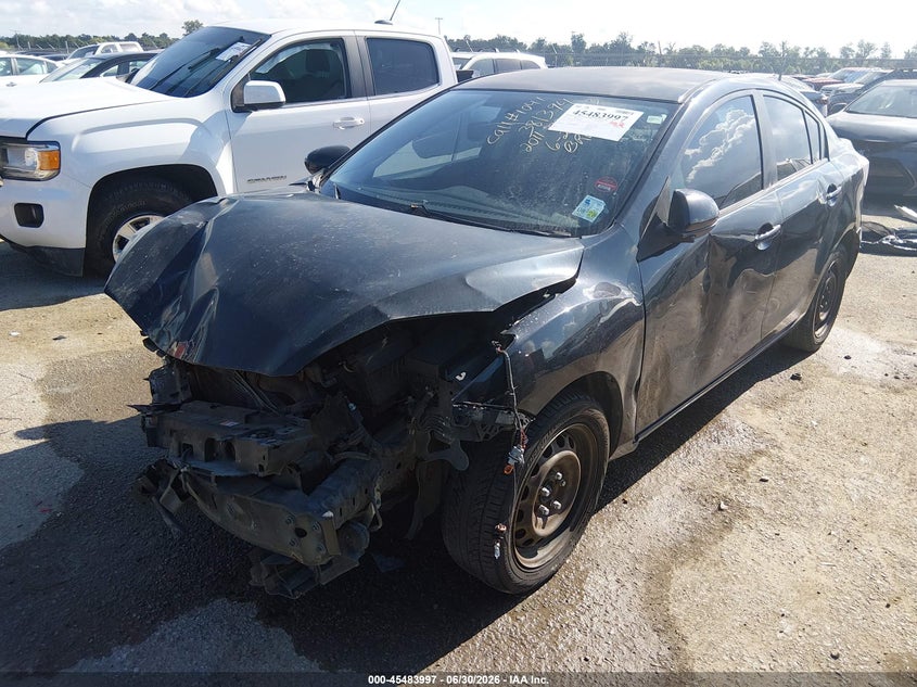 Vin: jm1bl1ug6b1381394, lot: 45982172, mazda mazda3 i sport 20112
