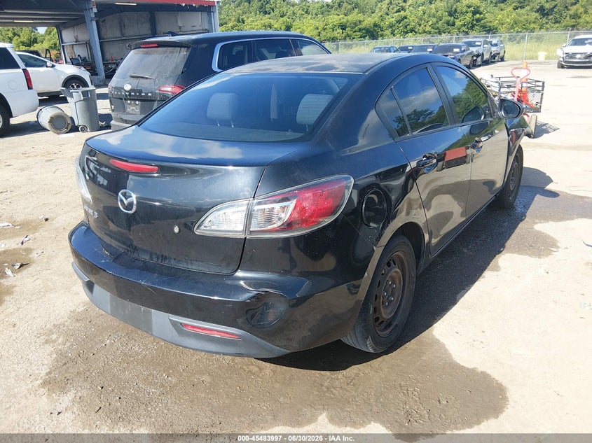Vin: jm1bl1ug6b1381394, lot: 45982172, mazda mazda3 i sport 20114