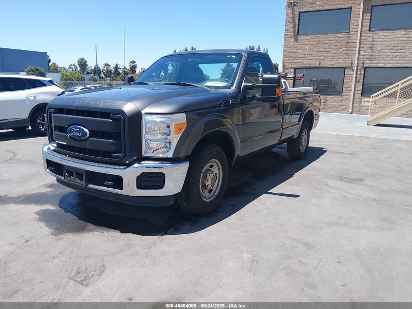 2016 FORD F-350 auction photo 2
