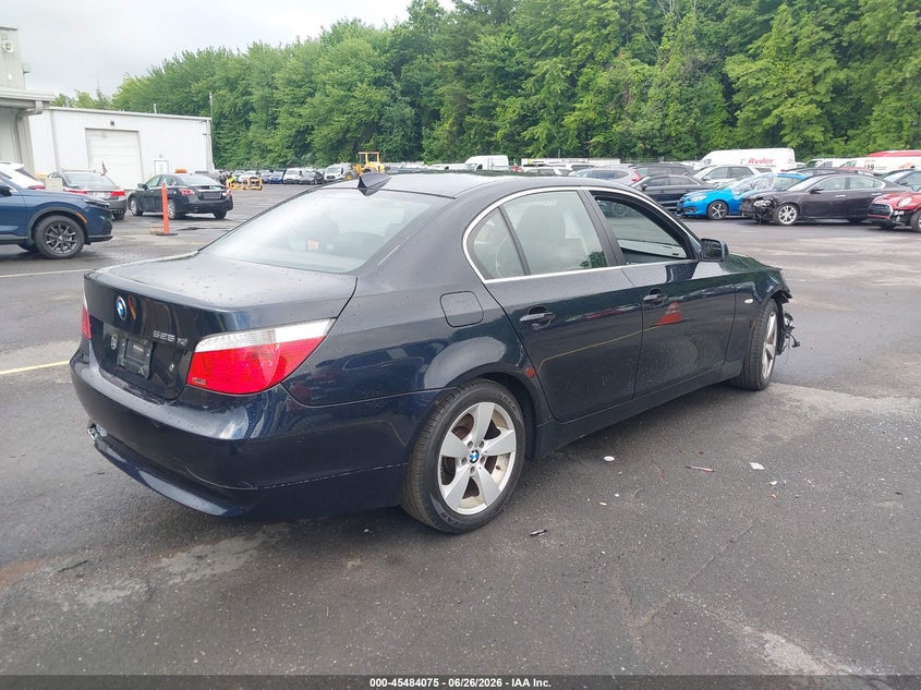 2007 BMW 525XI auction photo 4