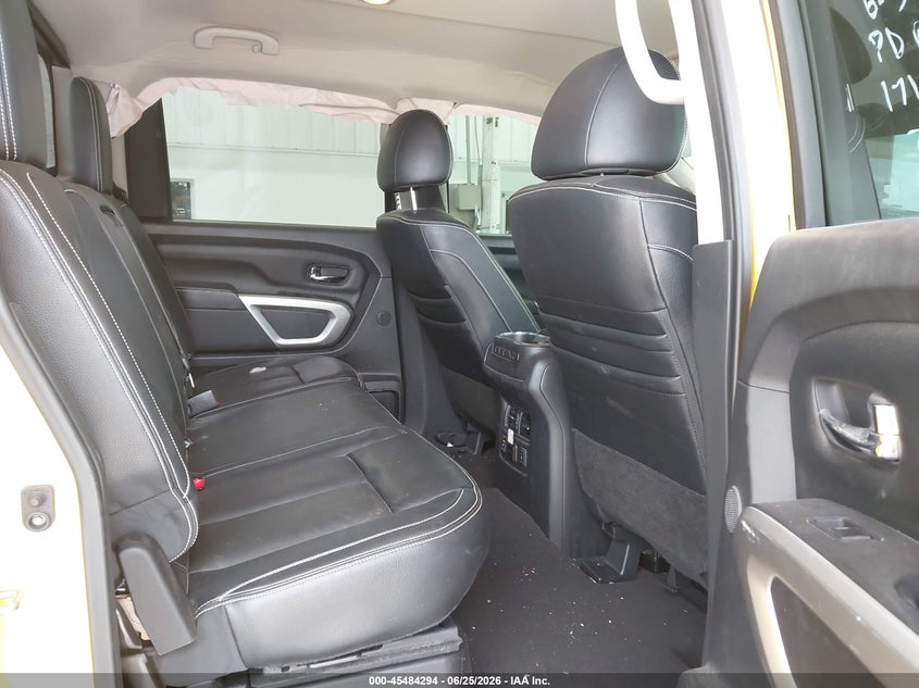 2017 NISSAN TITAN XD auction photo 8