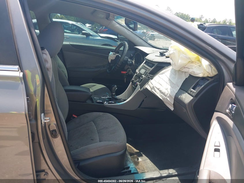 2013 HYUNDAI SONATA auction photo 5