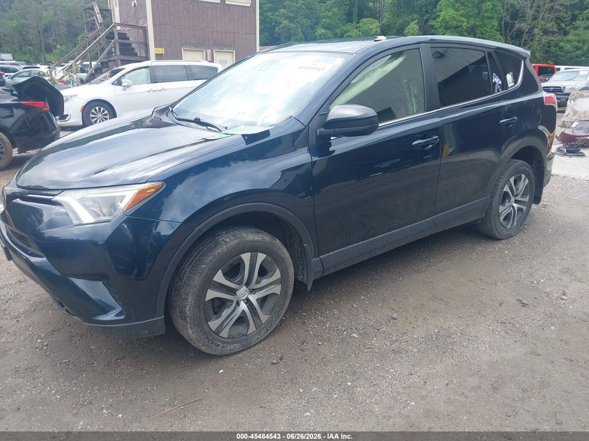 2018 TOYOTA RAV4 auction photo 2