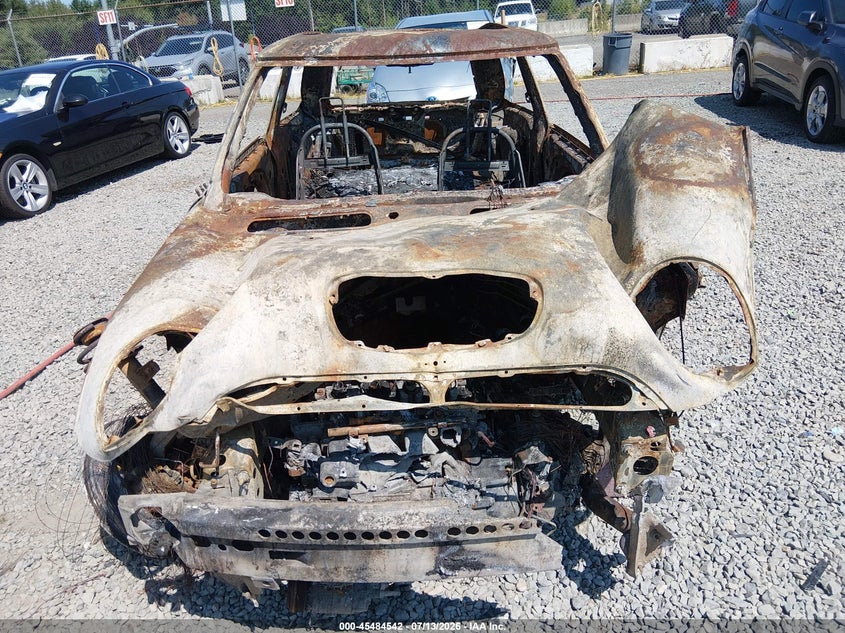 2005 MINI COOPER S auction photo 6