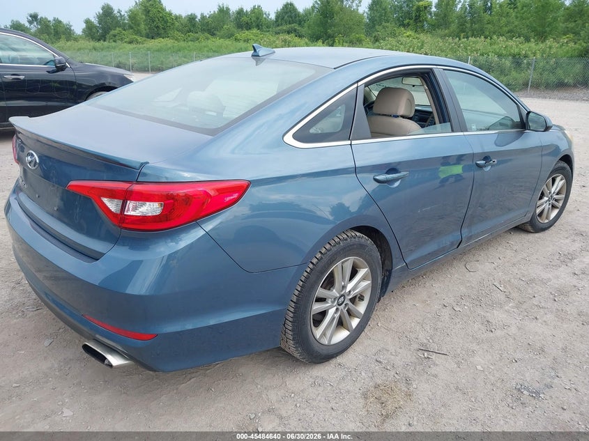 2015 HYUNDAI SONATA auction photo 4
