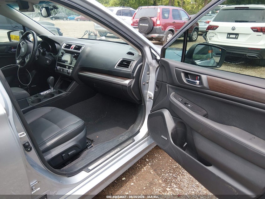 2015 SUBARU LEGACY auction photo 5