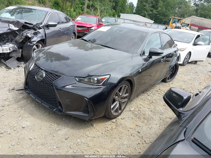 Vin: jthcm1d27h5019984, lot: 45982929, lexus is 300 20172