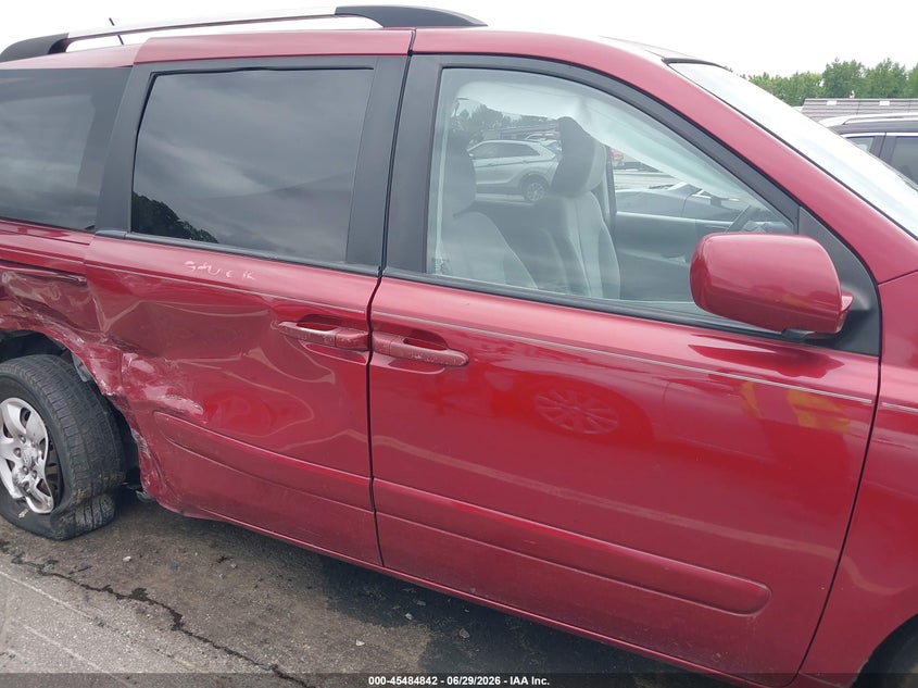 2009 KIA SEDONA auction photo 6