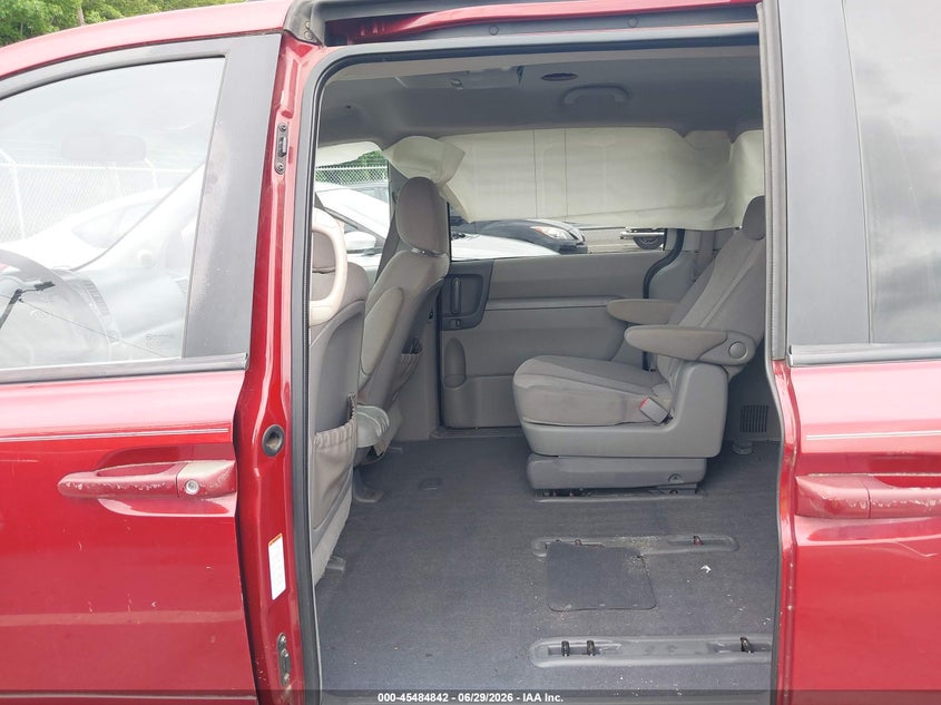 2009 KIA SEDONA auction photo 8