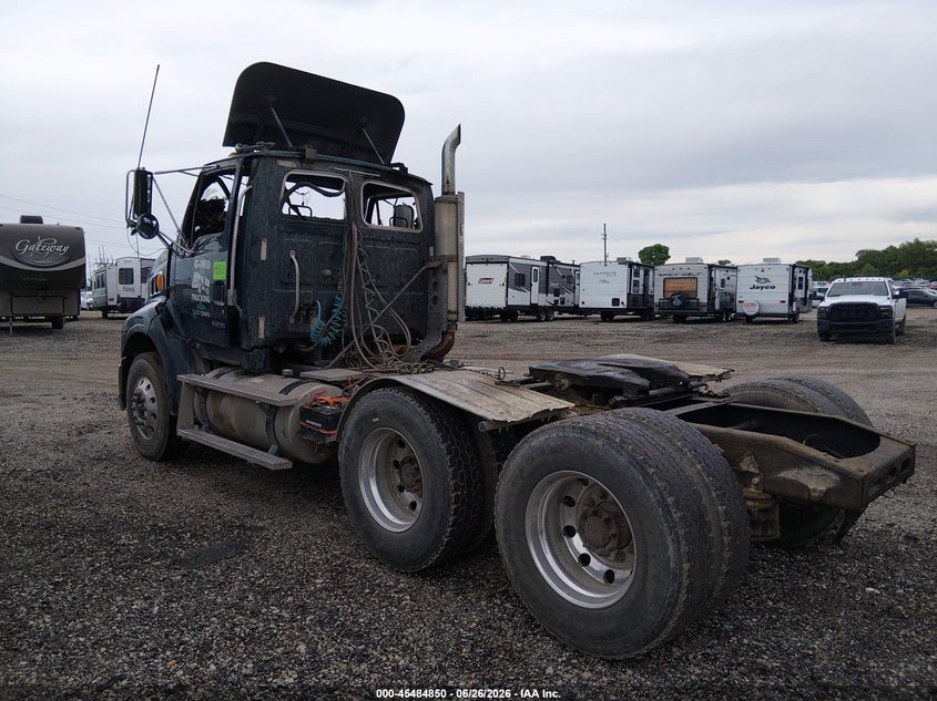 2007 STERLING TRUCK AT auction photo 3