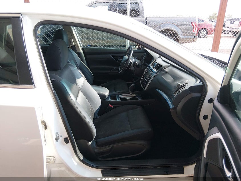 2018 NISSAN ALTIMA auction photo 5