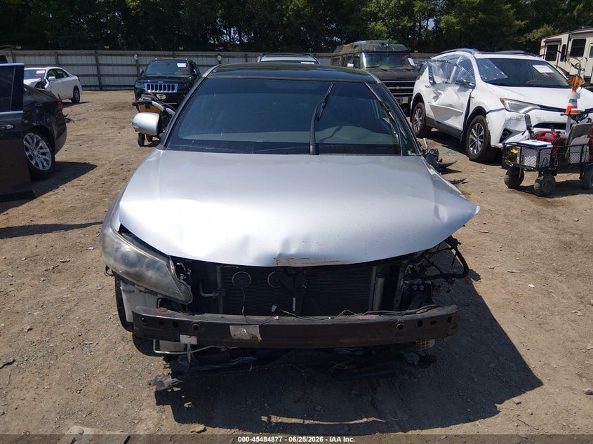 2011 Scion Tc VIN: JTKJF5C78B3019639 Lot: 45484877