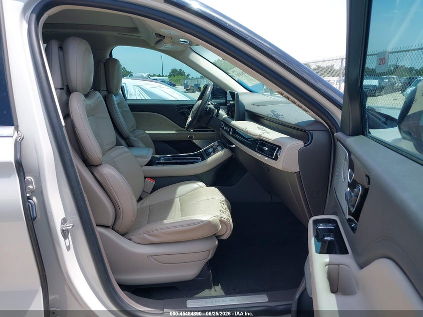 2020 Lincoln Aviator Reserve VIN: 5LM5J7WC8LGL17512 Lot: 45484890
